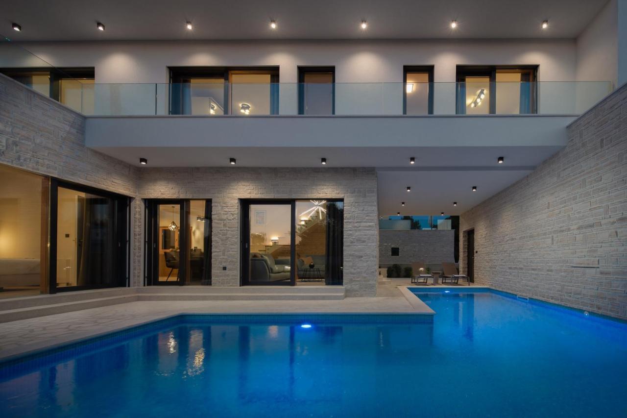 Vm Villa